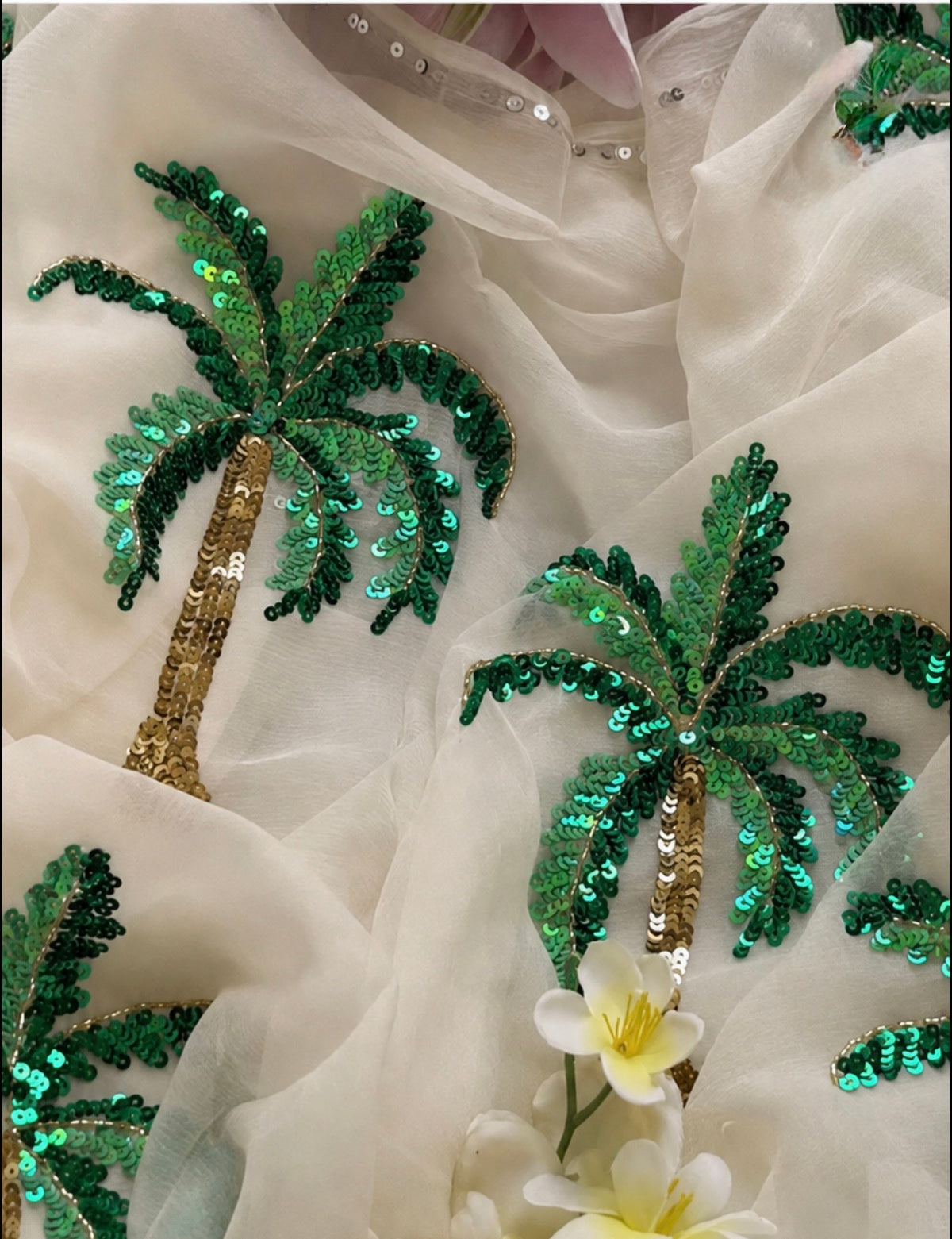 Ivory Shiffon palm tree