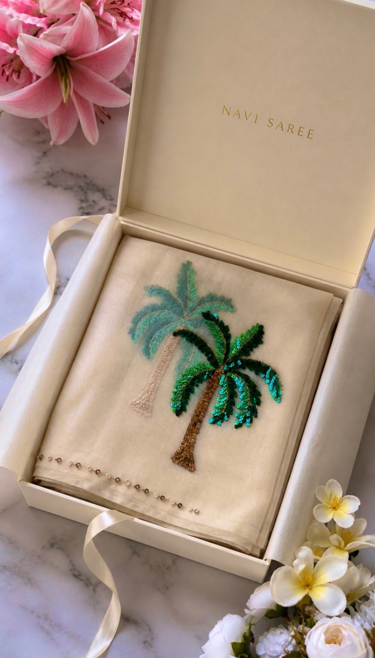 Ivory Shiffon palm tree